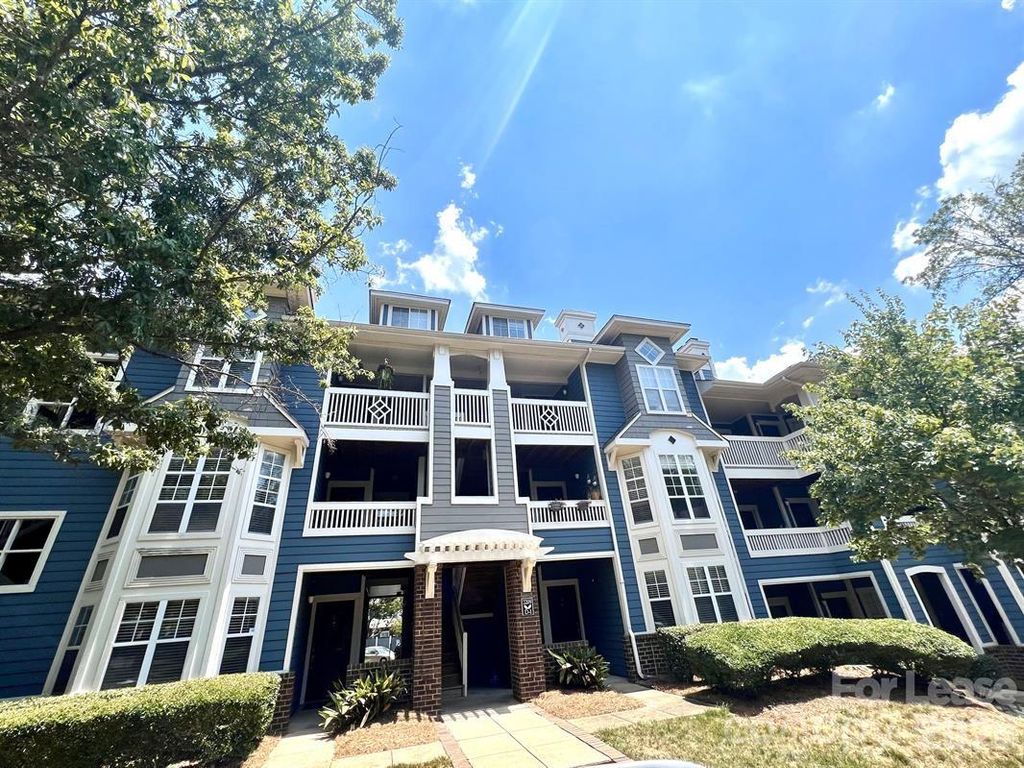 2209 Sumner Green Avenue I, Charlotte, NC 28203