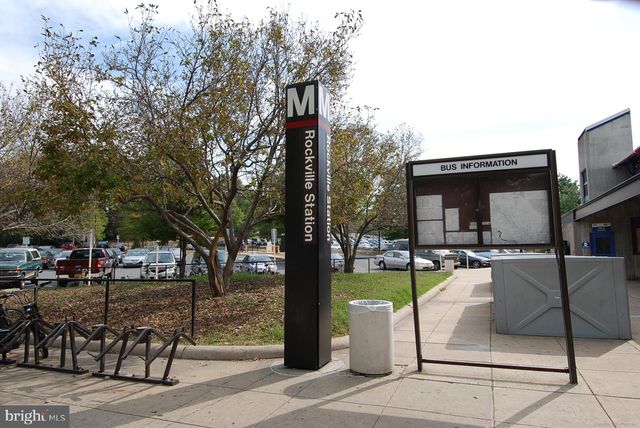 502 LAWSON WAY, Rockville, MD 20850