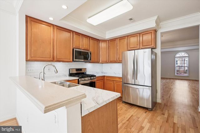 502 LAWSON WAY, Rockville, MD 20850