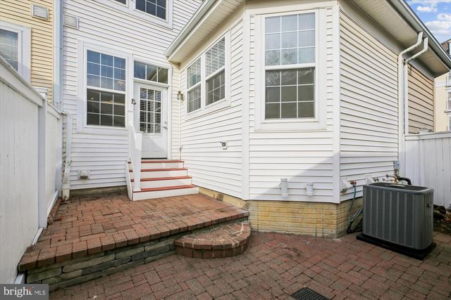 502 LAWSON WAY, Rockville, MD 20850