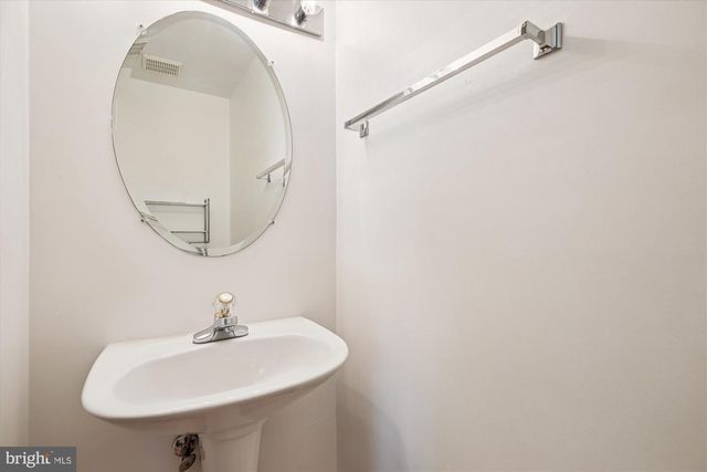 502 LAWSON WAY, Rockville, MD 20850