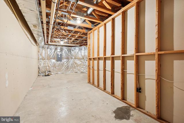 502 LAWSON WAY, Rockville, MD 20850