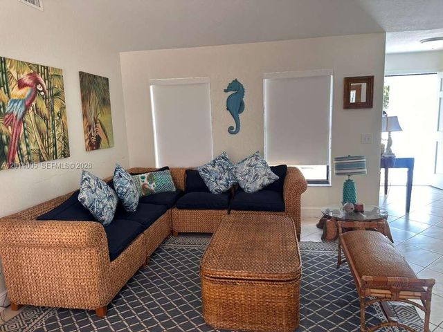 1280 SW Jacqueline Ave 1280, Port St. Lucie, FL 34953