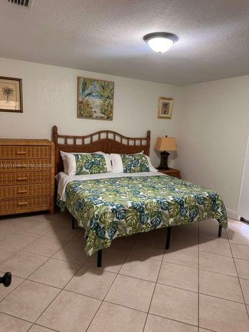 1280 SW Jacqueline Ave 1280, Port St. Lucie, FL 34953