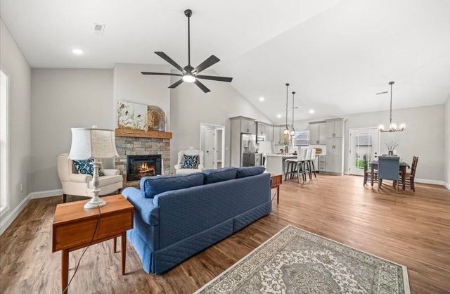 2298 Lopez CT, Cookeville, TN 38506