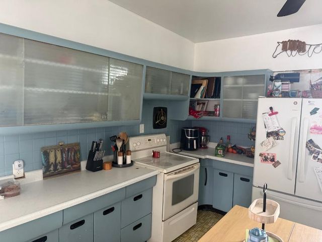 37390 N Dilley's Road, Wadsworth, IL 60083