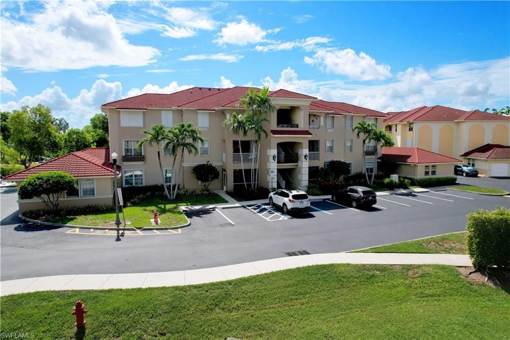 Image 1 of property listing at 1524 SW 50th ST 204, Cape Coral, FL 33914