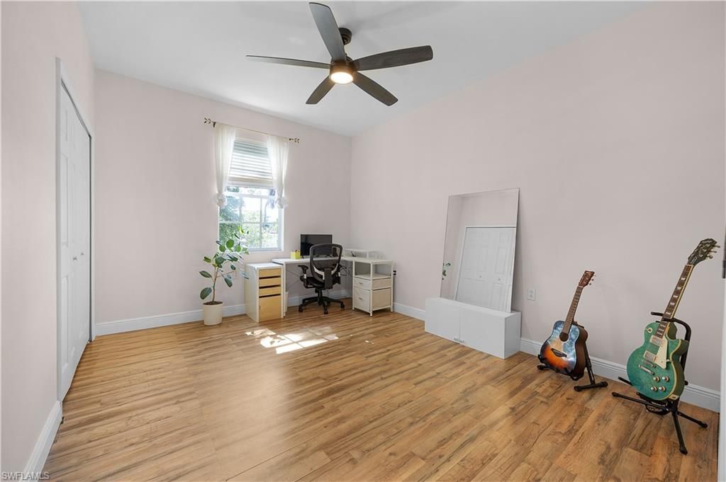 Image 19 of property listing at 1524 SW 50th ST 204, Cape Coral, FL 33914