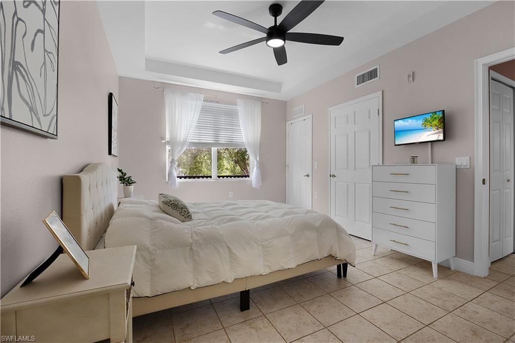 Image 23 of property listing at 1524 SW 50th ST 204, Cape Coral, FL 33914