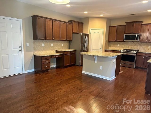 3944 Franklin Meadows Drive, Matthews, NC 28105