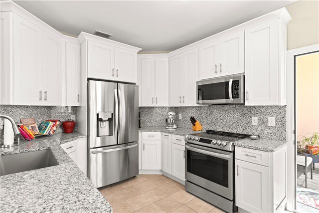 2346 57th Circle 2346, Vero Beach, FL 32966