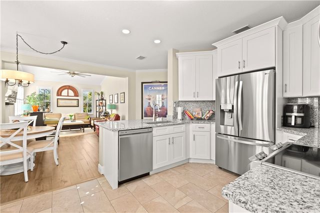 2346 57th Circle 2346, Vero Beach, FL 32966