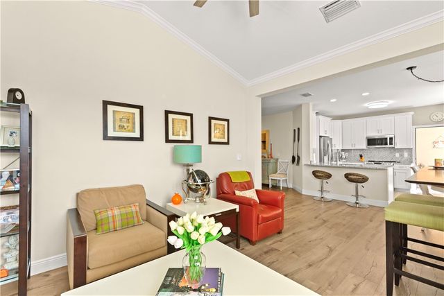 2346 57th Circle 2346, Vero Beach, FL 32966