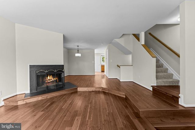 8644 SANDERLING DR, Manassas, VA 20110