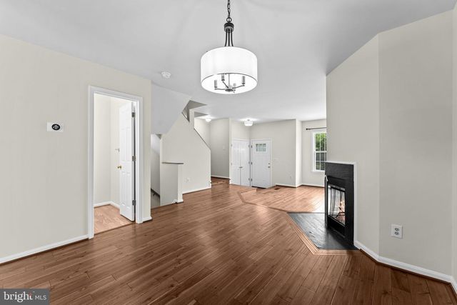 8644 SANDERLING DR, Manassas, VA 20110