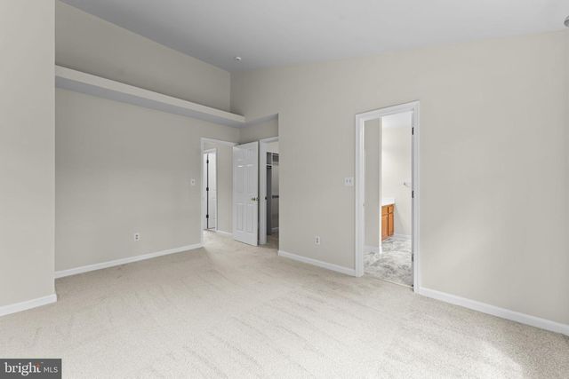 8644 SANDERLING DR, Manassas, VA 20110