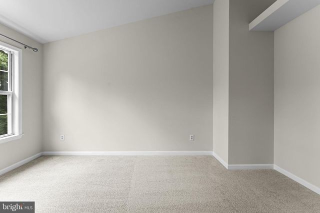 8644 SANDERLING DR, Manassas, VA 20110