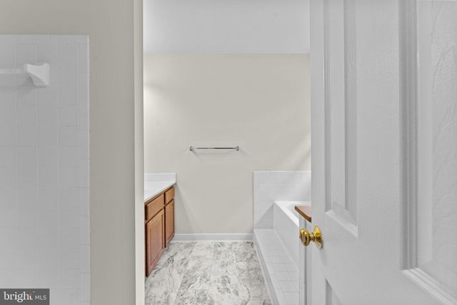 8644 SANDERLING DR, Manassas, VA 20110