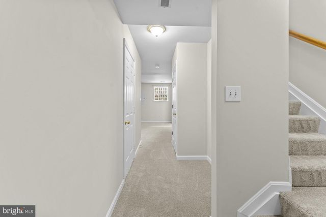 8644 SANDERLING DR, Manassas, VA 20110
