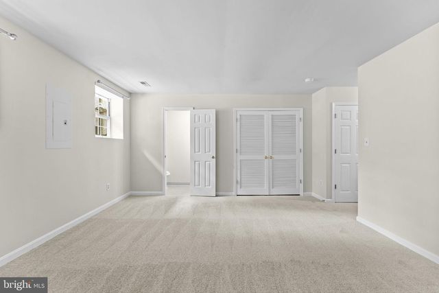8644 SANDERLING DR, Manassas, VA 20110