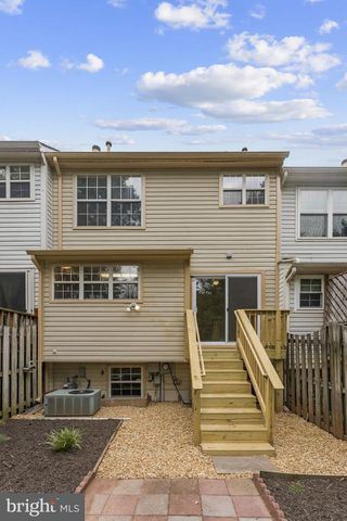 8644 SANDERLING DR, Manassas, VA 20110