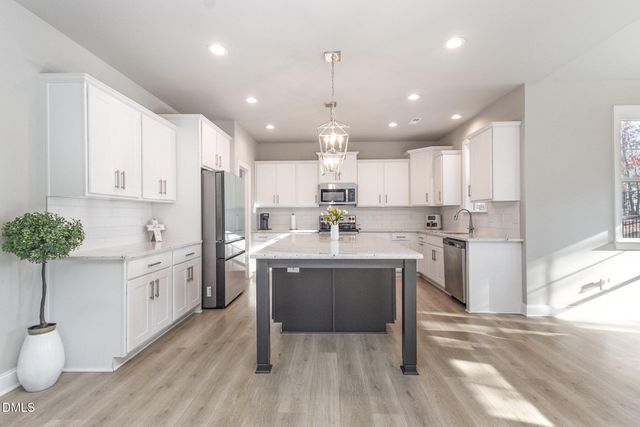 132 Kensington Drive, Spring Lake, NC 28390