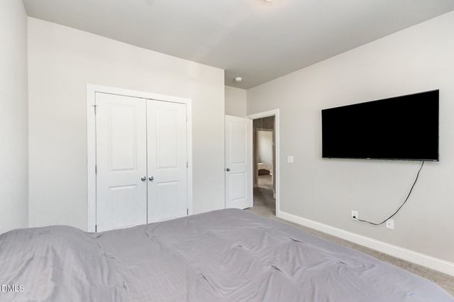 132 Kensington Drive, Spring Lake, NC 28390