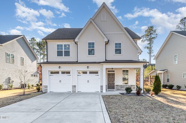 132 Kensington Drive, Spring Lake, NC 28390