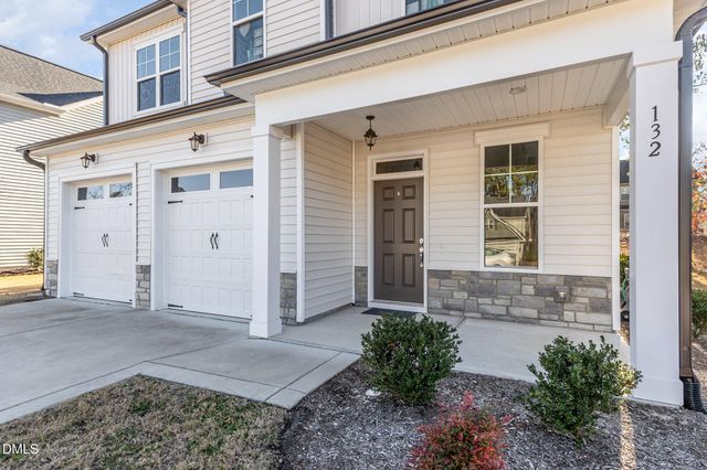 132 Kensington Drive, Spring Lake, NC 28390