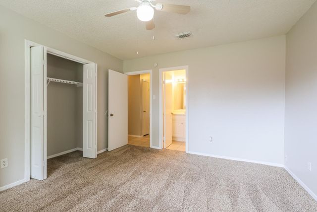 9819 Kiwi Lane, Conroe, TX 77385