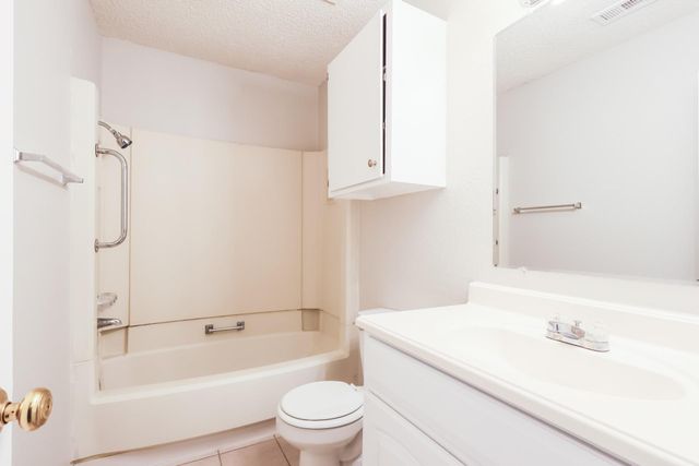 9819 Kiwi Lane, Conroe, TX 77385