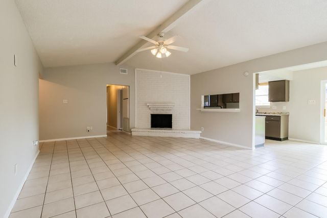 9819 Kiwi Lane, Conroe, TX 77385