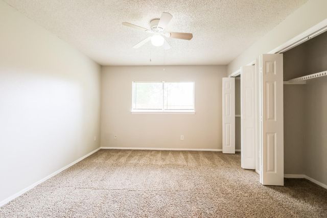 9819 Kiwi Lane, Conroe, TX 77385