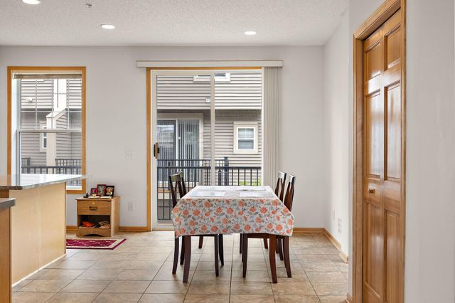 8262 Labont Way 5, Eden Prairie, MN 55344