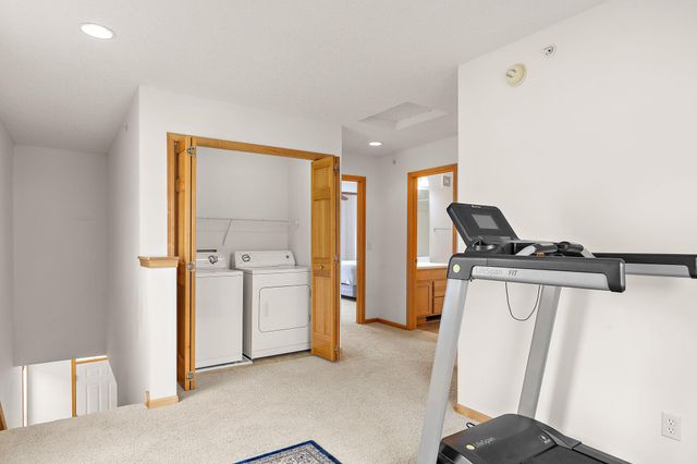 8262 Labont Way 5, Eden Prairie, MN 55344