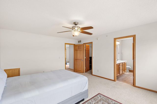 8262 Labont Way 5, Eden Prairie, MN 55344