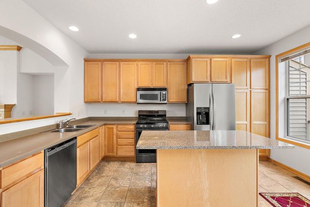 8262 Labont Way 5, Eden Prairie, MN 55344