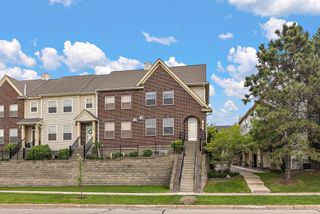 8262 Labont Way 5, Eden Prairie, MN 55344