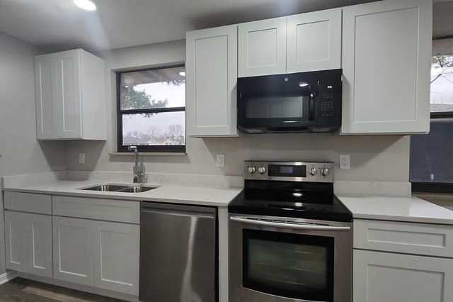 2800 Alkire Road, Grove City, OH 43123