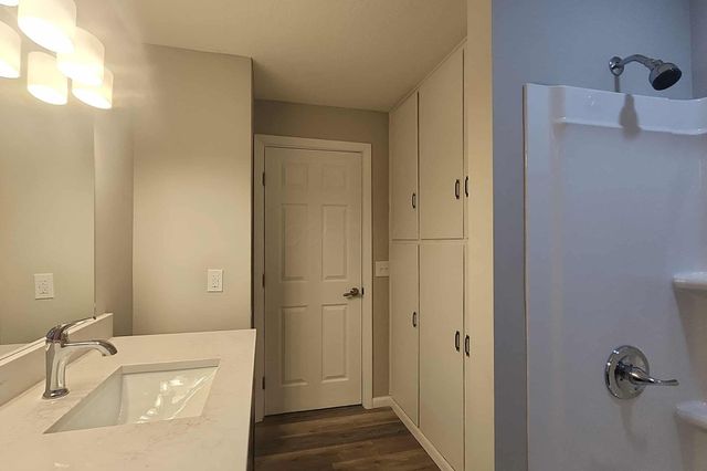 2800 Alkire Road, Grove City, OH 43123