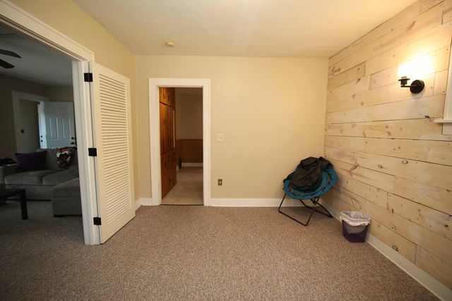 133 N Elizabeth Street, Bellevue, MI 49021