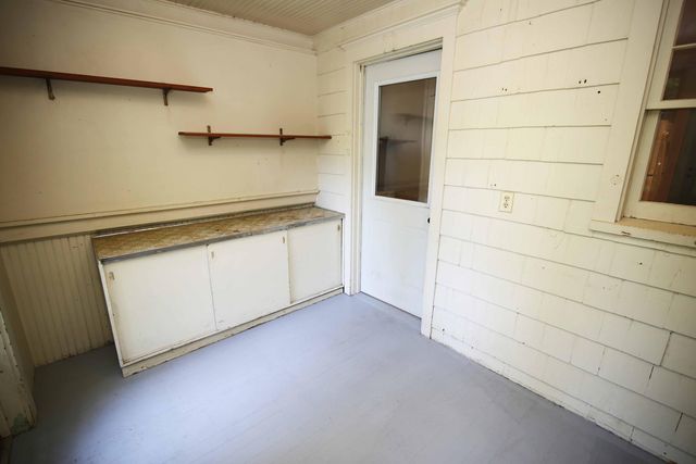 133 N Elizabeth Street, Bellevue, MI 49021