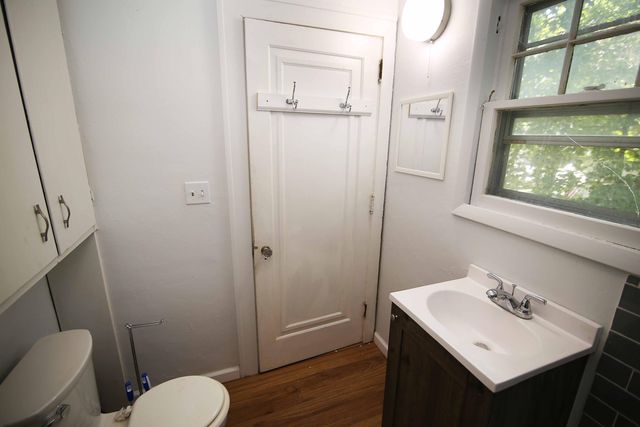 133 N Elizabeth Street, Bellevue, MI 49021