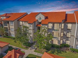 18106 PEREGRINES PERCH PLACE 5204, Lutz, FL 33558
