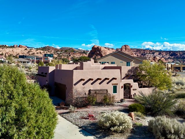 2197 RIO VERDE, Moab, UT 84532