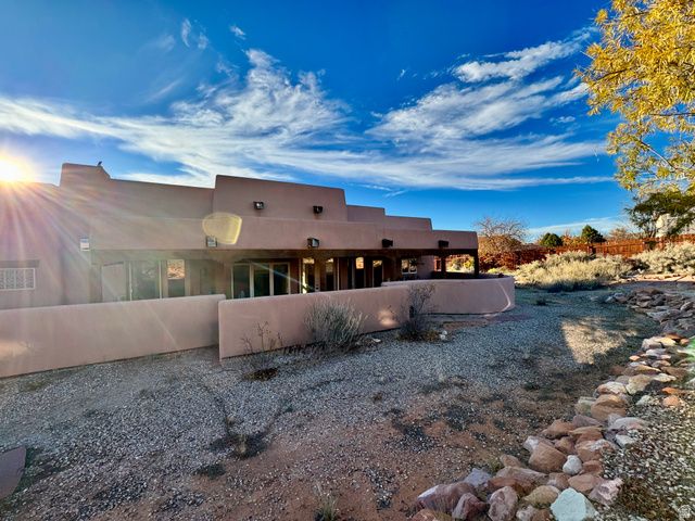 2197 RIO VERDE, Moab, UT 84532