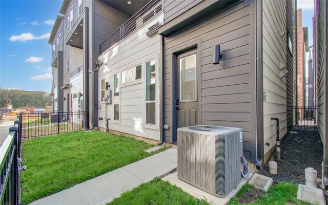 3032 Lamar Street, Houston, TX 77003