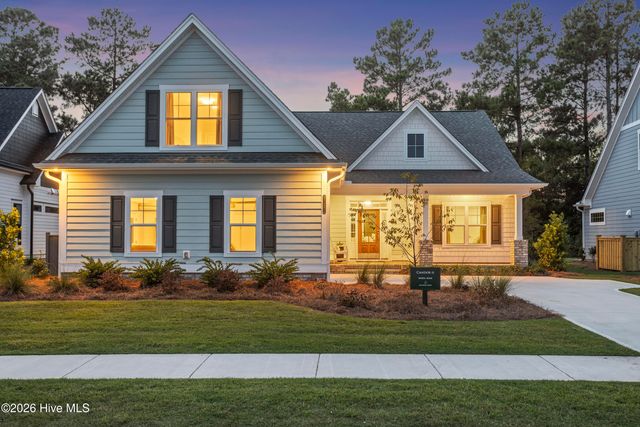 9165 Crossbill Drive, Leland, NC 28451