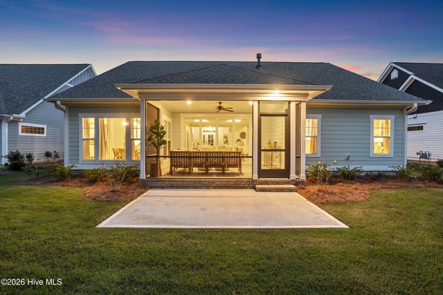 9165 Crossbill Drive, Leland, NC 28451