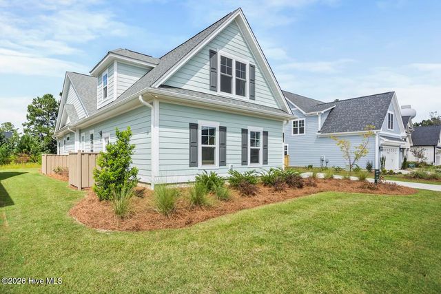 9165 Crossbill Drive, Leland, NC 28451
